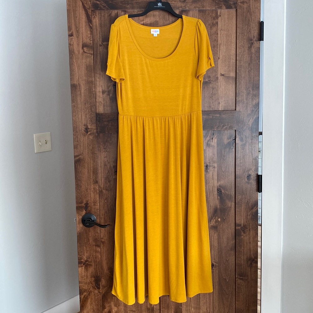LuLa Roe Riley dress